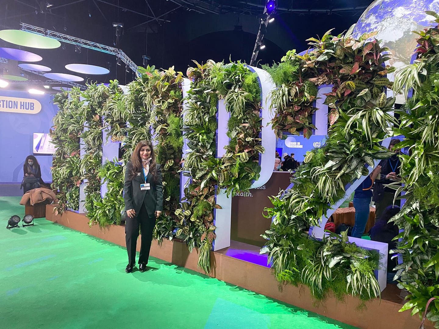 English-Hindi-Simultaneous-Interpreter